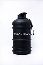 Load image into Gallery viewer, Core Water Bottle 2.2L - Black
